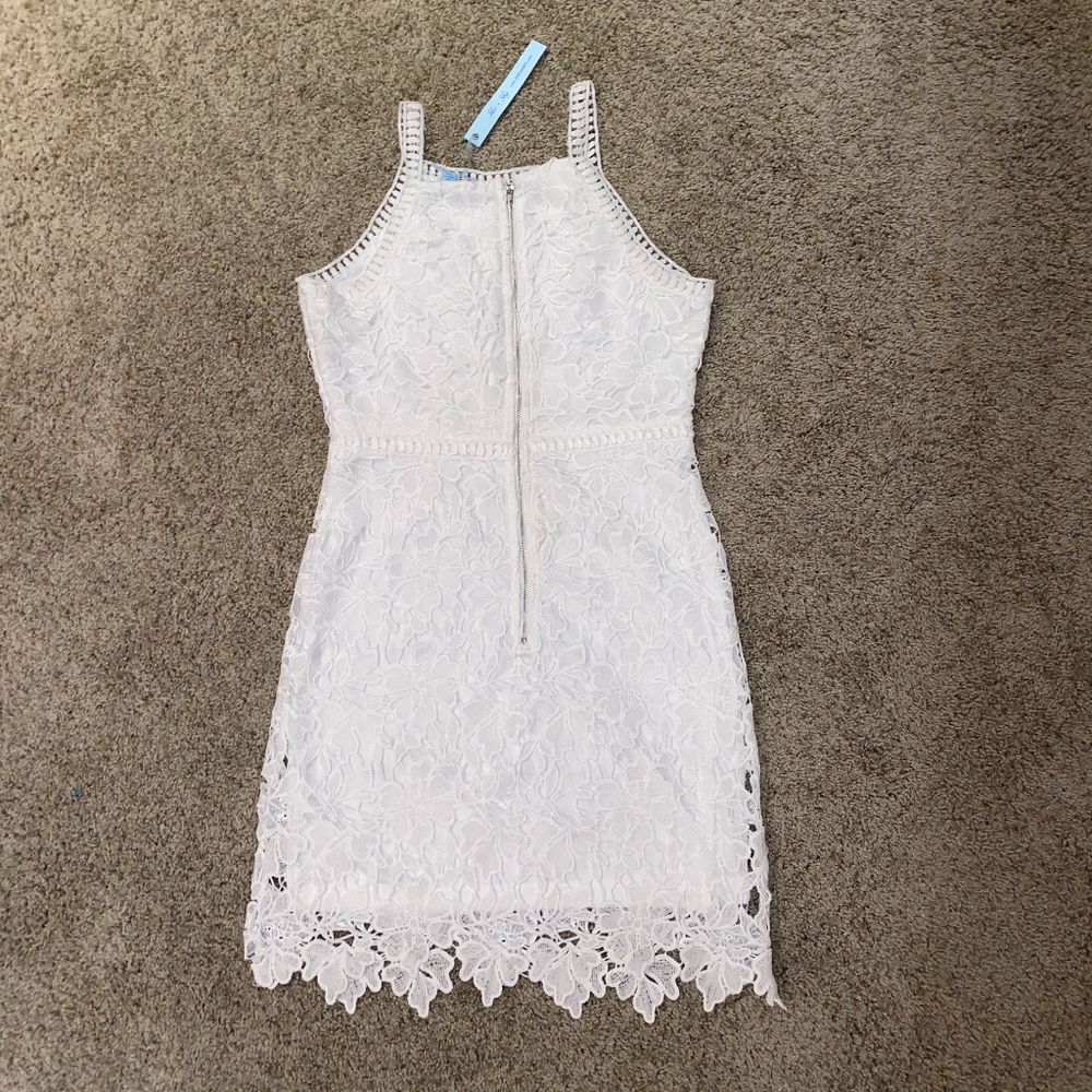 NEW with Tags: Sleepless Lace Bodycon Dress in White- Size Small - Picture 2 of 8